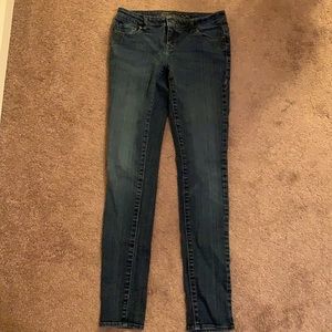 Delia’s skinny jeans